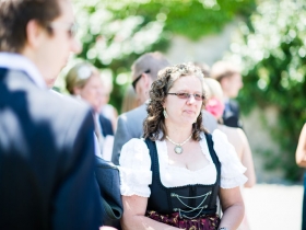 12-06-02-wedding-laurarobin-123